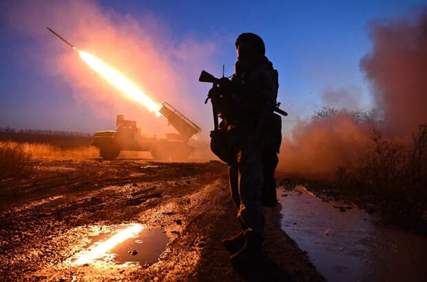 Идет охота на дронщика ВСУ, бомбящего бабушек: главная новость СВО 12 марта