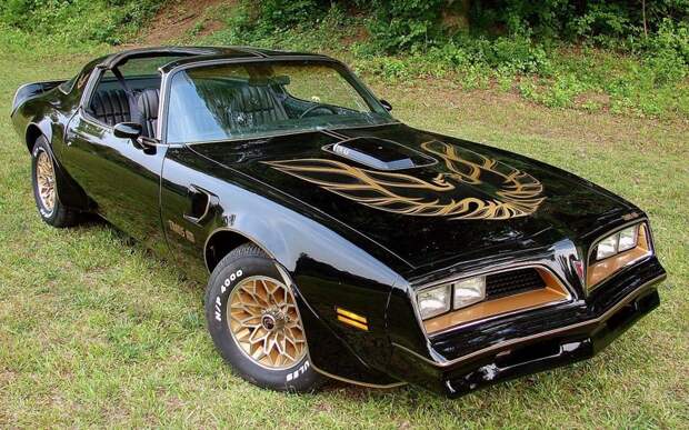 Pontiac Firebird Trans Am — «Смоки и Бандит» Pontiac Firebird Trans Am — «Смоки и Бандит» авто, история, кино