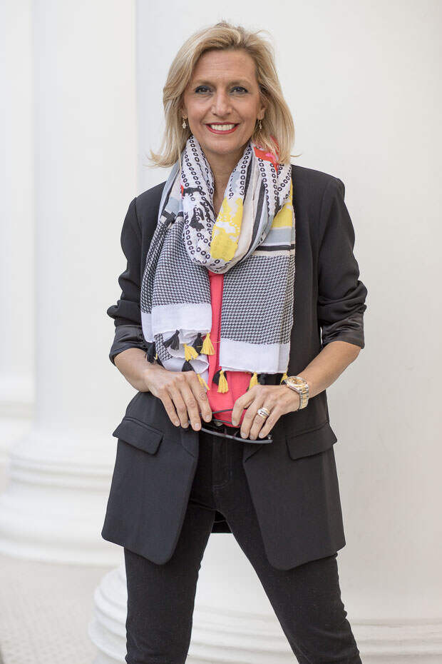 Womens Fashion All Black Outfit With A Pope Of Color 