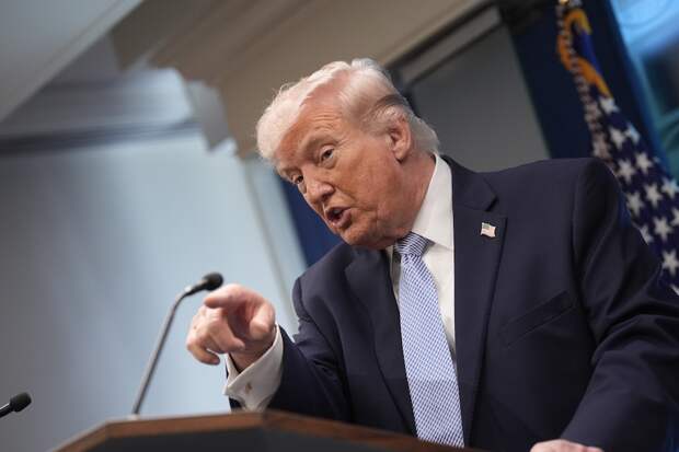 Трамп пригрозил Ирану «самой масштабной стрельбой» в истории при срыве сделки