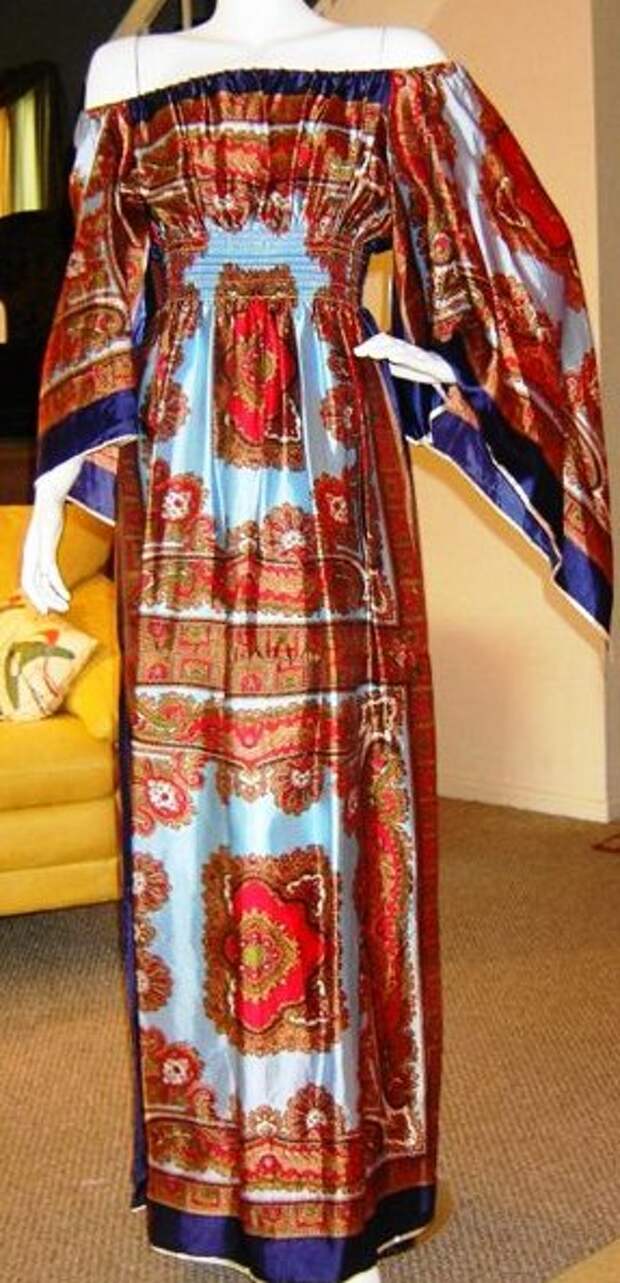 Картинки по запросу Шьем платье из платков: простая выкройка и мастер-класс