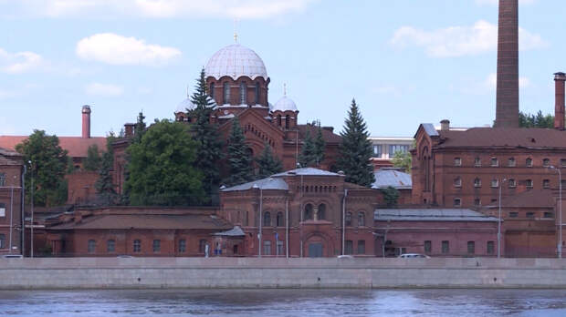 Октагон на месте тюрьмы: в «Крестах» прошли нелегальные кулачные бои