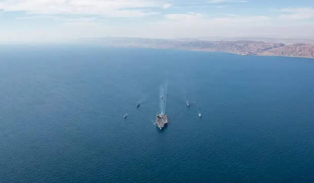 Авианосец "Джордж Буш" под прицелом: Иран готовит катастрофу американскому флоту