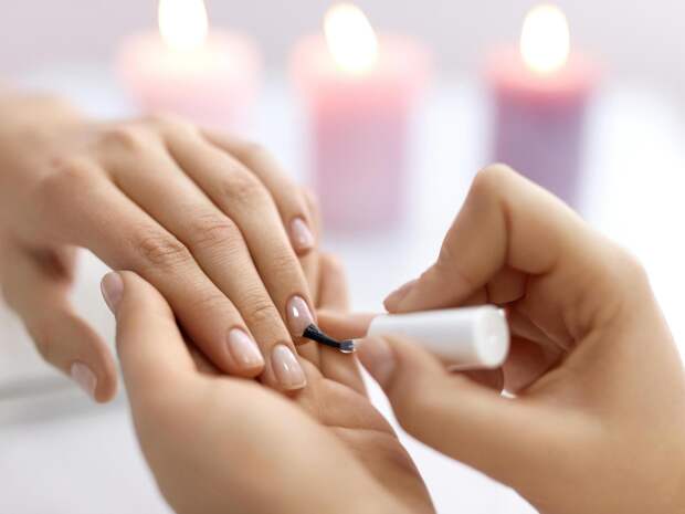 Выбирая очередной нейл-арт большинство из нас опирается на собственные вкусы и ориентируется на модные тенденции.