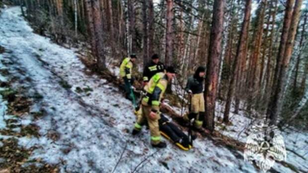 Автомобиль провалился под лед в Алтайском крае