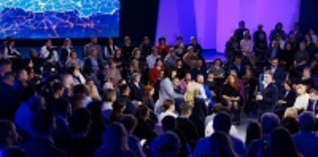 Традиционная декабрьская встреча губернатора Станислава Воскресенского с жителями: видео