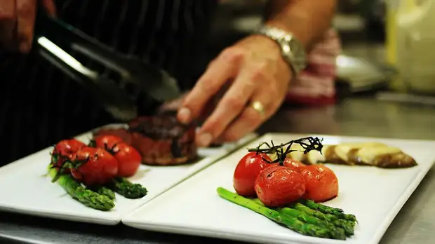 Опрос: для приготовления блюд россияне часто используют рецепты из TikTok