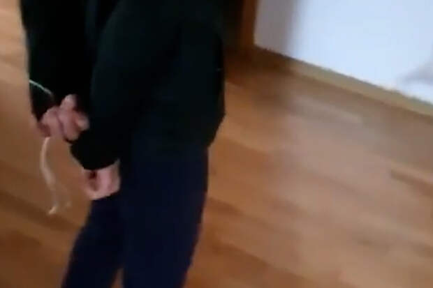 В Красноярске двое мужчин связали ребенка и ограбили его квартиру