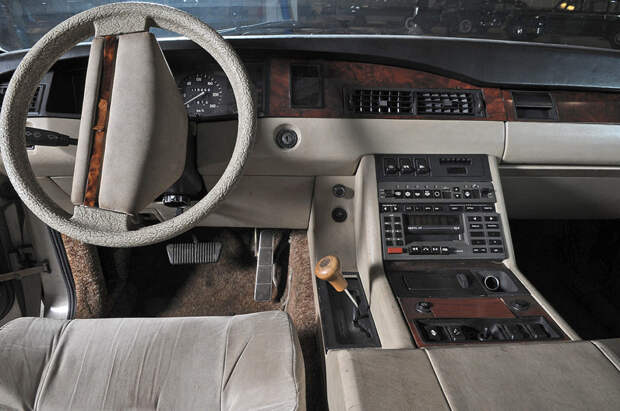 ЗИЛ-4102 – неудавшийся лимузин последнего президента СССР