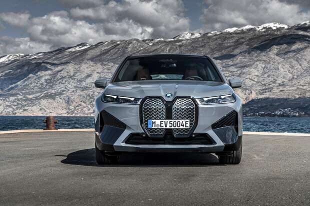 Первый bmw iX