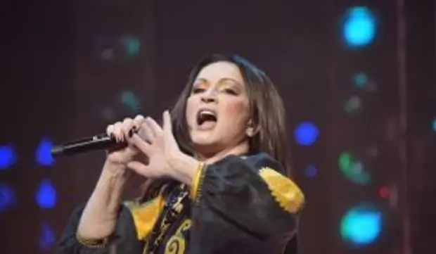 «Баснословные суммы»: открестившуюся от России Ротару засыпали деньгами