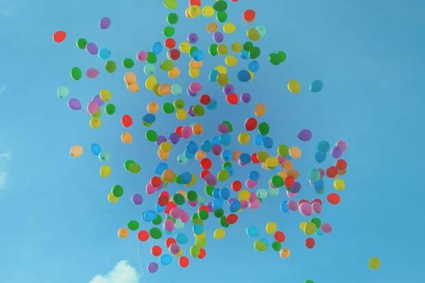 Школьников Краснодара призвали отказаться от традиции запуска воздушных шаров
