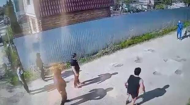 Нападение на Александра и его друга на даче