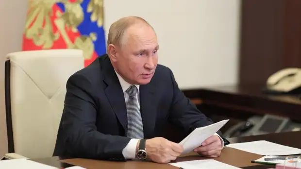 «Важно сбить пик новой волны эпидемии»: дни с 30 октября по 7 ноября объявлены нерабочими в России