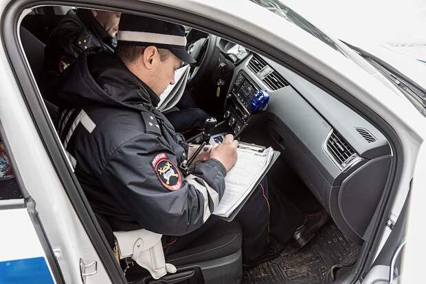 Назван размер штрафа за просроченные автомобильные права