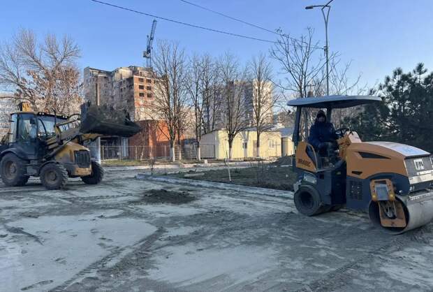 В Мариуполе идёт реконструкция сквера Победы по проекту тульских архитекторов