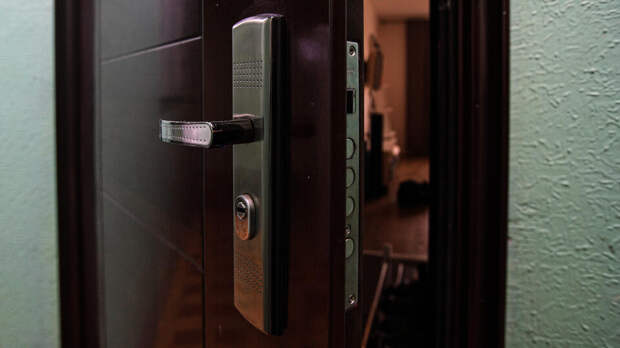 Мошенники начали шантажировать детей ради ключей от квартир