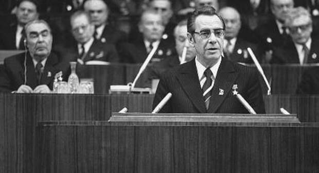 Машеров 3.jpg Пётр Машеров выступает на XXV съезде КПСС, 1976 год. <br>