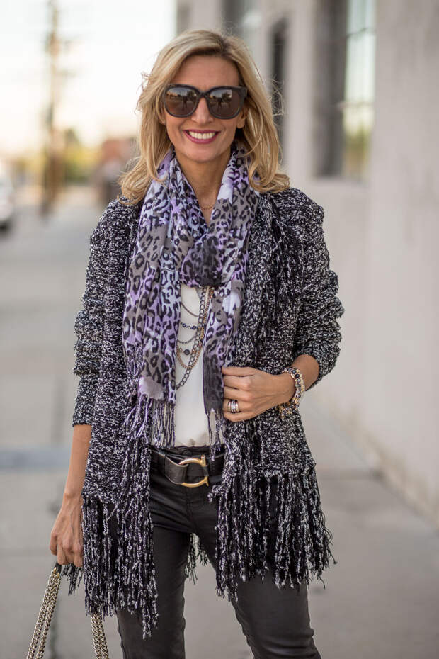 looking-chic-in-our-black-and-white-boucle-cardigan-jacket-society-0089