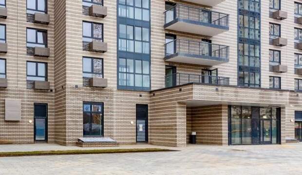 Более 400 москвичей приступили к переселению в новостройку по программе реновации на улице Демьяна Бедного