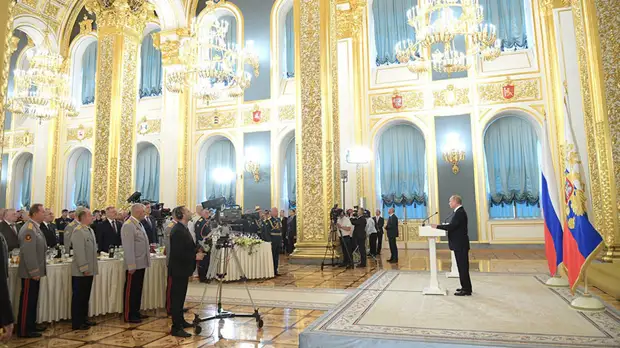 «Кинжал», «Пересвет», «Посейдон» поступят в войска в ближайшие годы»: Путин о переоснащении армии России