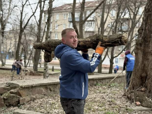 Субботник в Донецке