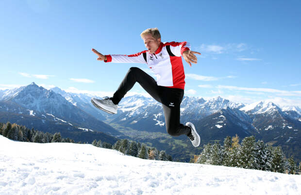 Австрийский лыжник фразой «русские ребята — такие же» оценил допуск россиян до турниров