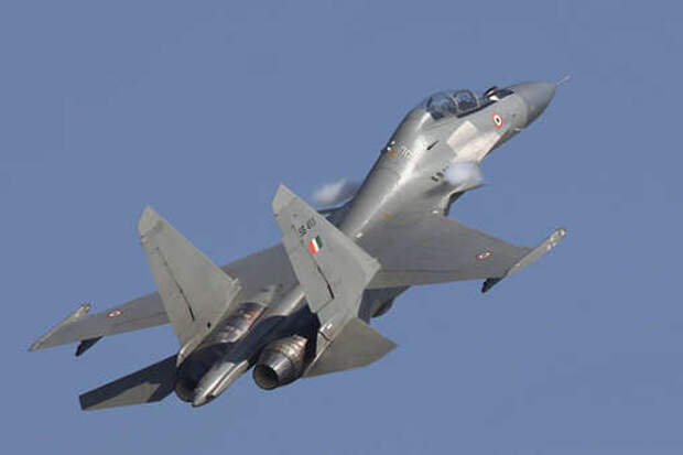 ВВС Индии: истребитель Су-30МКИ перестал выходить на связь во время полета