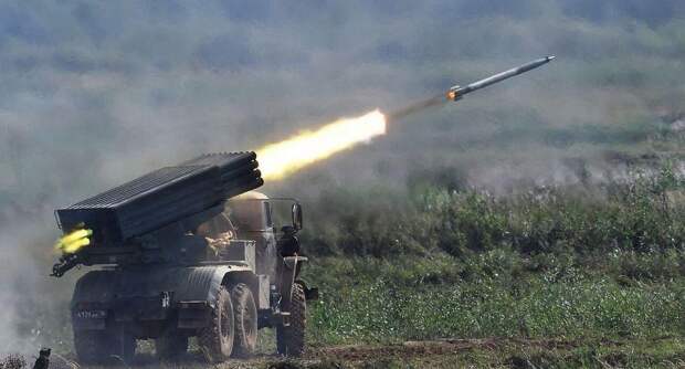 «Известия»: силы ВС РФ перехватили колонну подкреплений ВСУ под Угледаром