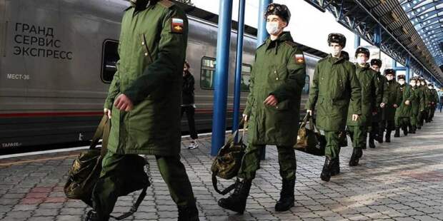 Увеличат ли срок службы в армии — ВС РФ с 1 года до 2 лет уже в 2023 году? Последние обновляемые новости на сегодня, комментарии