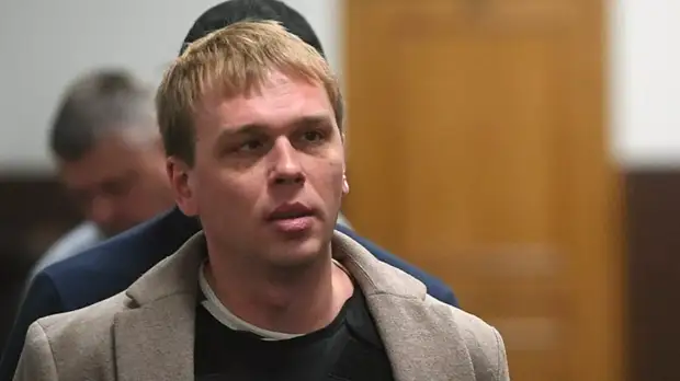 Завершено следствие в отношении экс-полицейских по делу Голунова