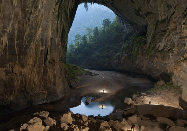 Самая большая в мире пещера: в Шодонг поместится даже самолет
