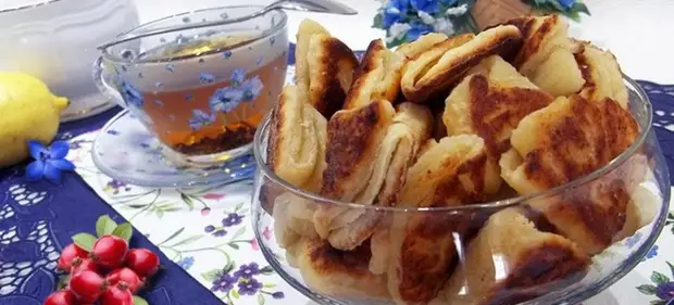 яблочное печенье на сковороде