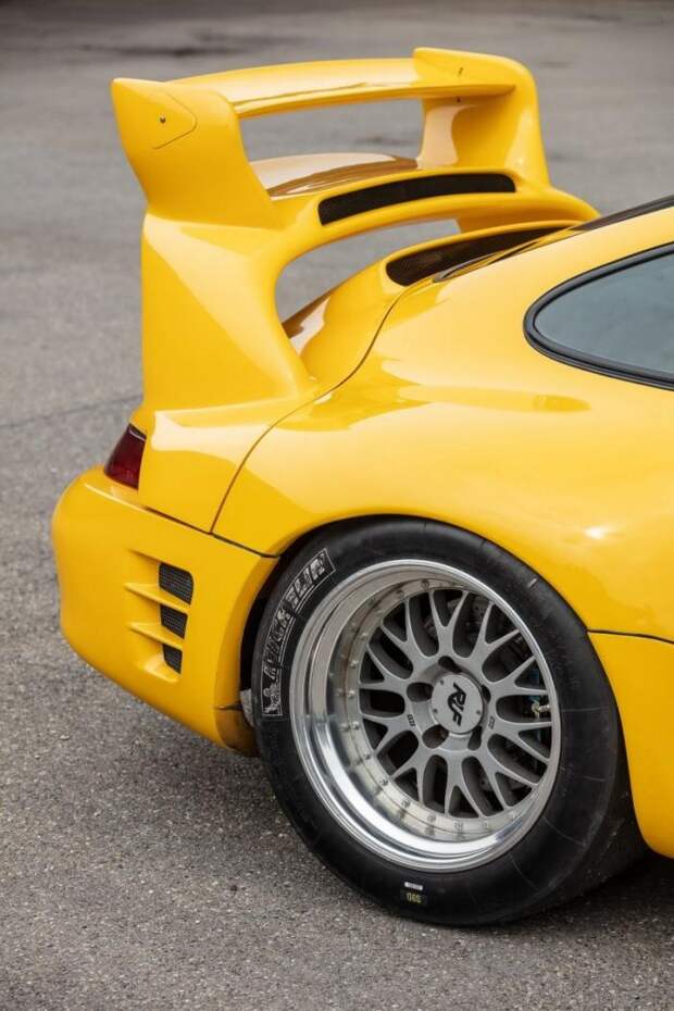 Ruf CTR2 Sport 1997 года, был самым мощным серийным автомобилем