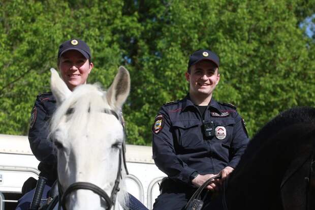 Конный патруль начал работать в парке «Яуза»