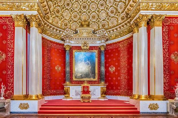 10 зданий Санкт-Петербурга, сногсшибательных ИЗНУТРИ (ФОТО)