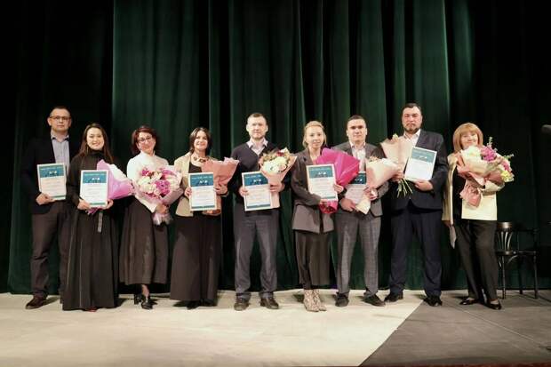 В Альметьевске наградили победителей семинара-лаборатории современной драмы
