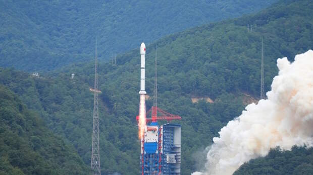 Китай запустил на орбиту три спутника дистанционного зондирования Земли