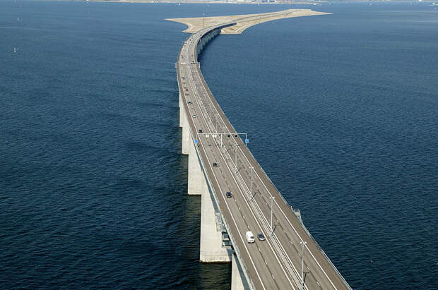 Удивительный мост-тоннель, соединяющий Данию и Швецию