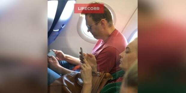 СМИ сообщили об отъезде Навального в Барcелону