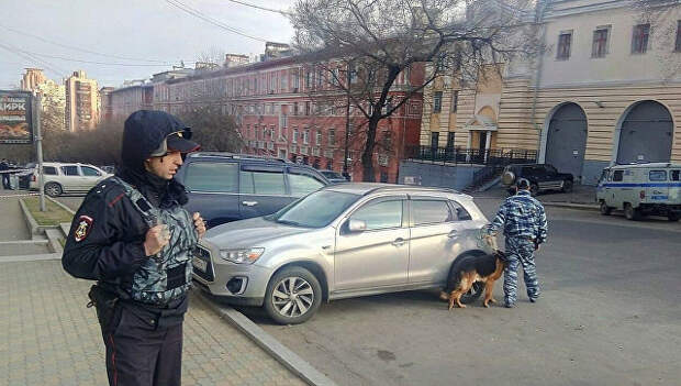 Хабаровск: терорист напал на приемную ФСБ, погибли два человека