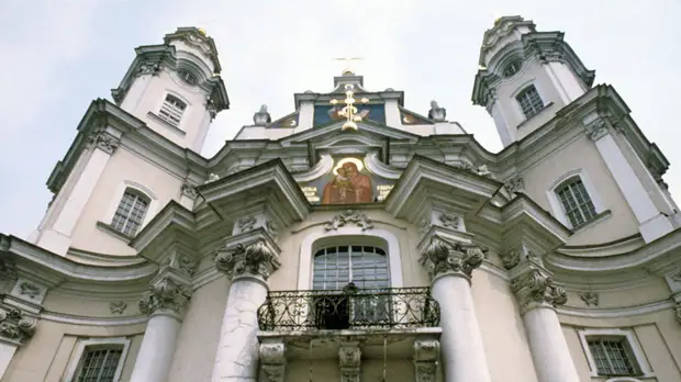 Наместник Почаевской лавры направил письмо Порошенко