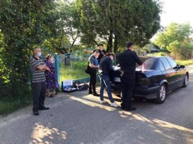 Во Львове сильно ранили таксиста