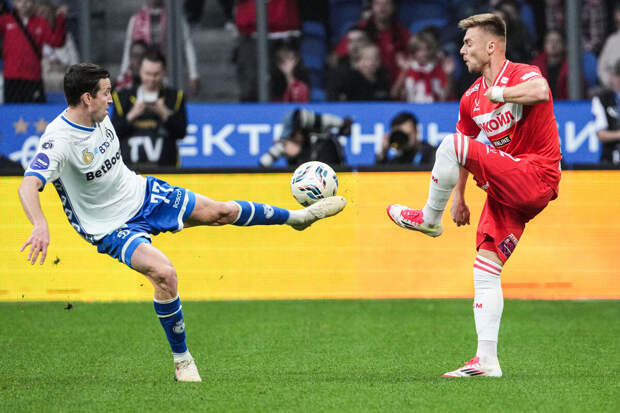 "Динамо" забило три гола "Спартаку" за шесть минут в матче Кубка России