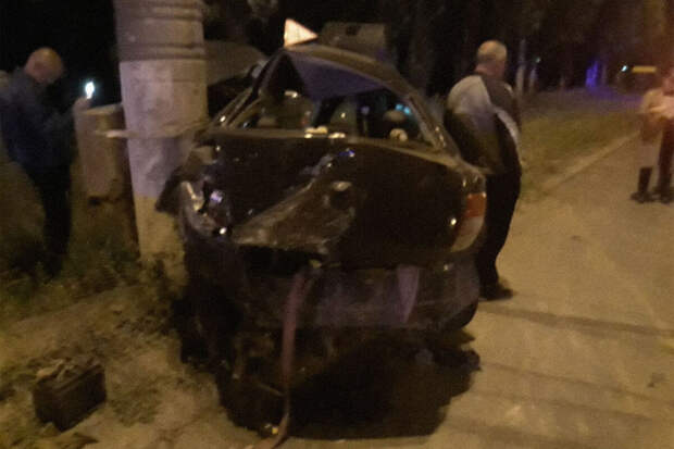 Очевидцы рассказали о компании пьяных людей в машине, сбившей учебный авто в Тольятти