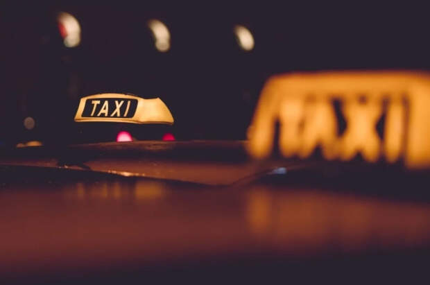 В Краснодаре таксиста задержали за нарушение прав жены участника СВО