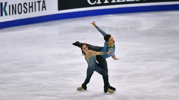 Делла Моника и Гуаризе снялись с чемпионата Европы по фигурному катанию