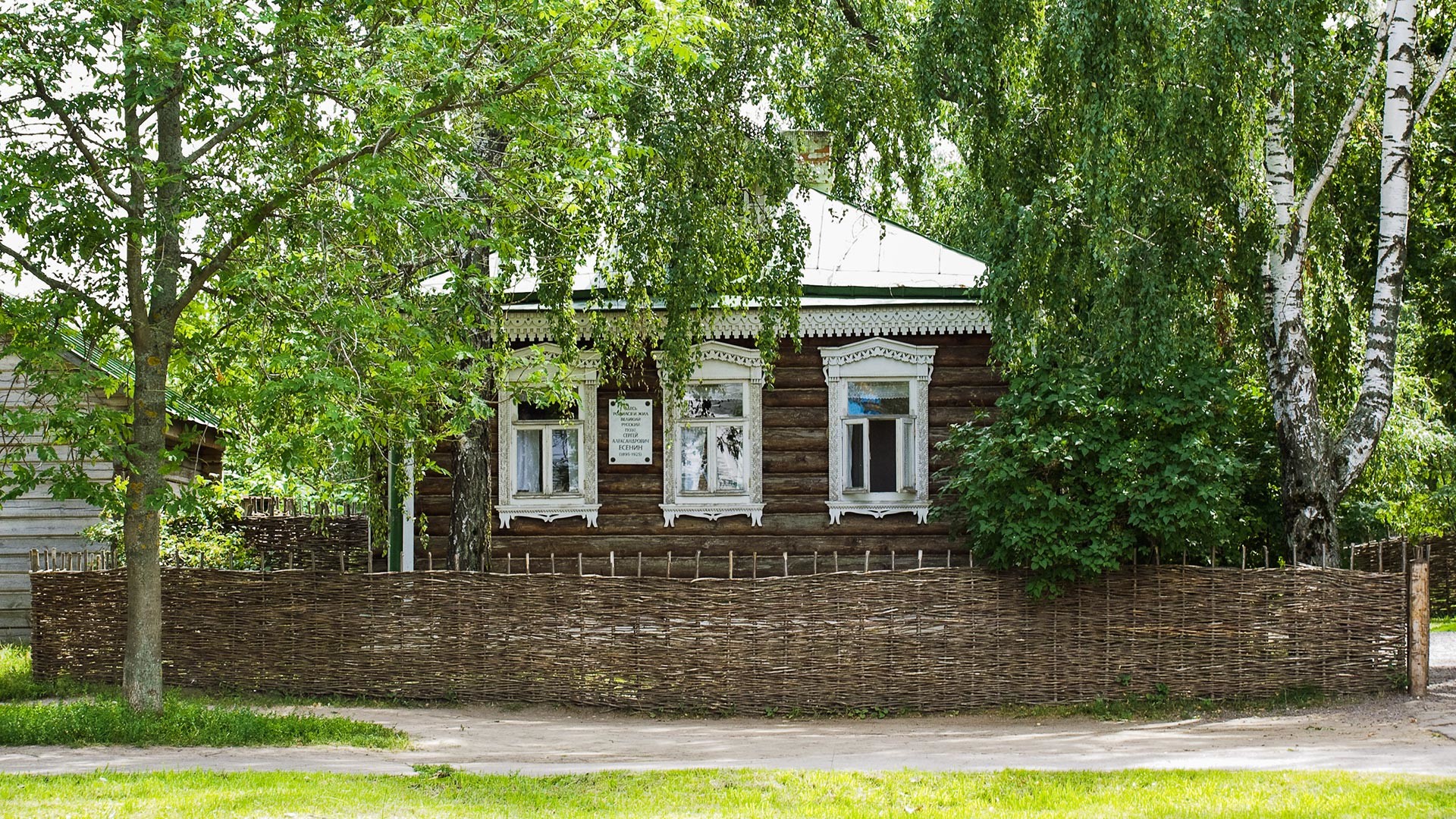 Любимые загородные дома русских писателей (ФОТО)