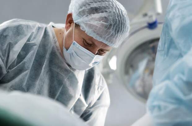 Канадка заговорила с русским акцентом после операции