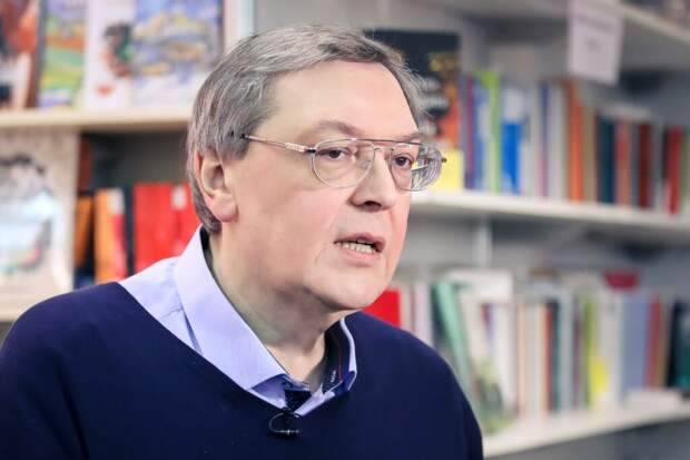 В реестр иноагентов внесли внука Алексея Толстого